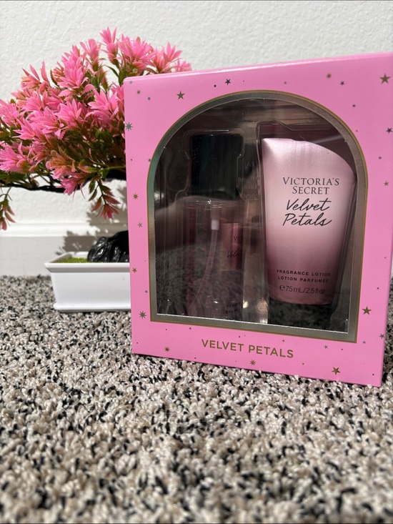 Victoria's Secret Other - Victoria’s Secret Velvet Petals Lotion and Spray
